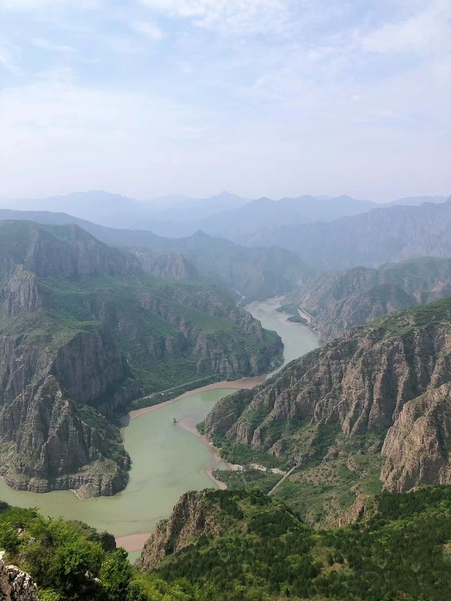 不敢想像這裡是寸土寸金的北京，京西小三峽，也太美了！