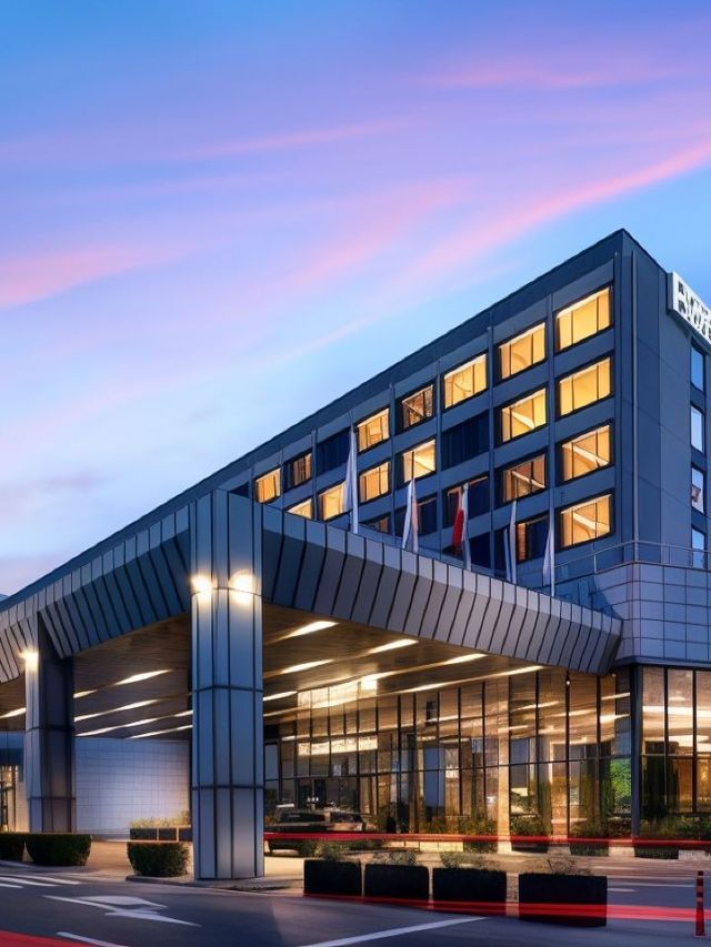 🌟 Clark's Finest: Hilton Sun Valley Shines! 🌟