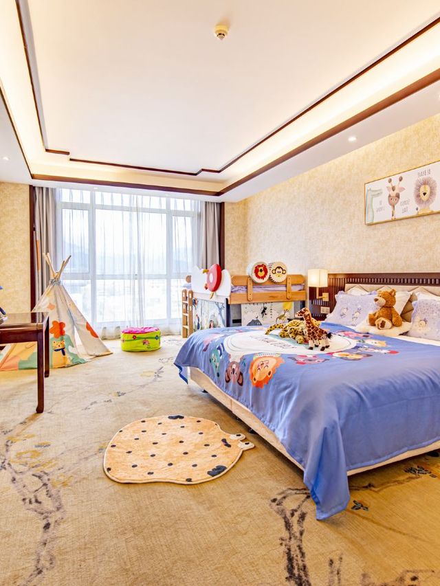 🌟 Baishi Mountain Bliss: Holiday Inn Wuyuan 🌿🏨
