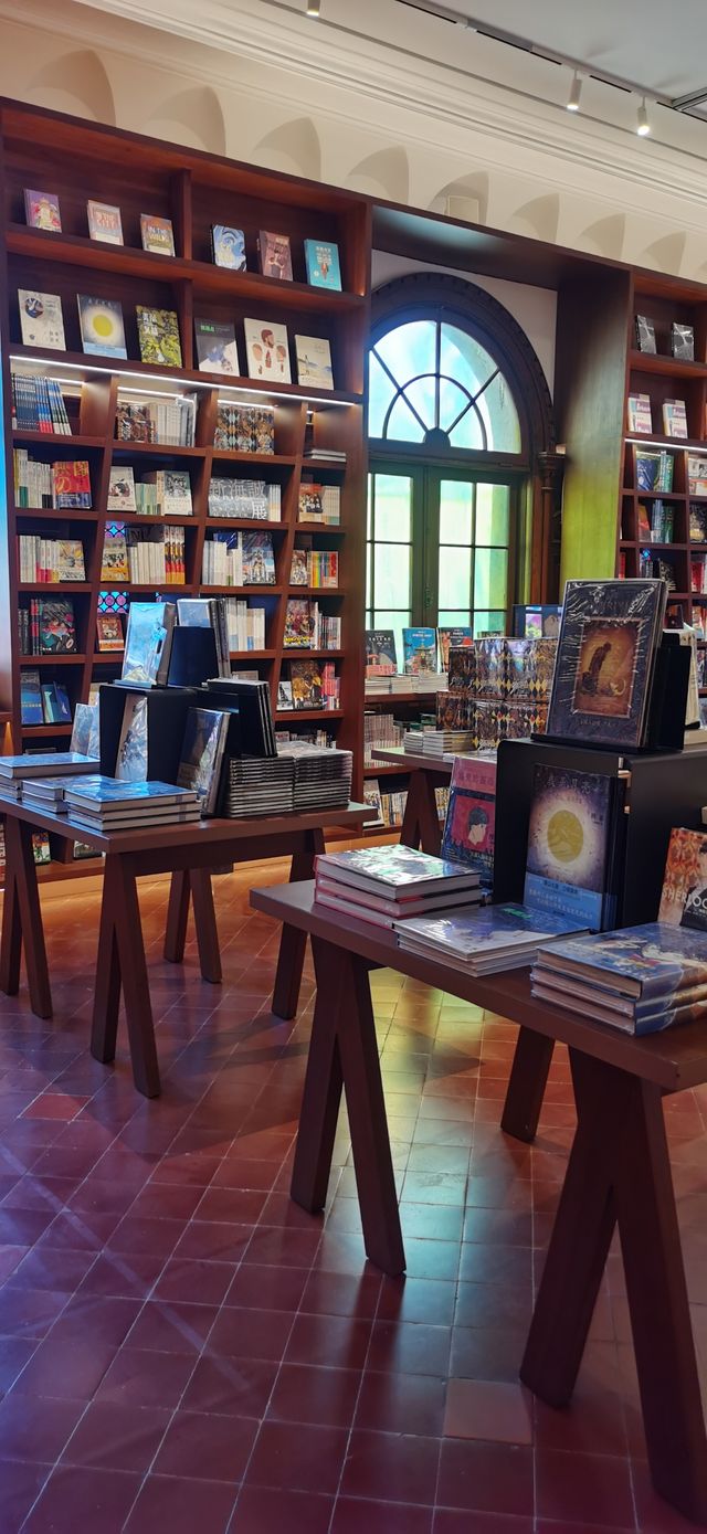 書店是城市的風景—上海茑屋書店