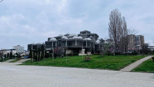普里什蒂納：探索新生命之城的旅程。