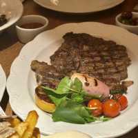 The Most delicious Seafood restaurant / Hospitality 