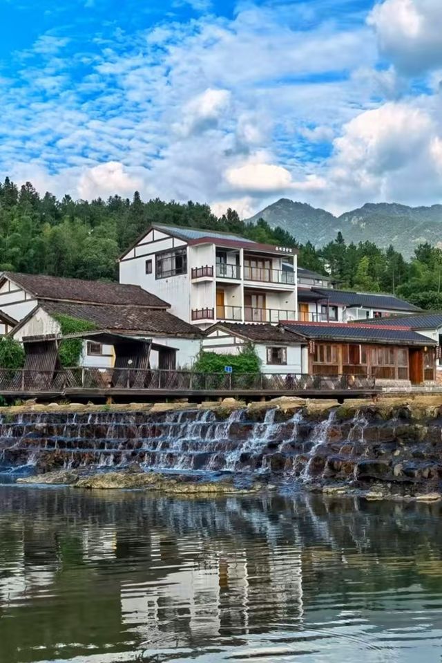 擁抱大自然懷抱——鄉村民宿溫情推介。