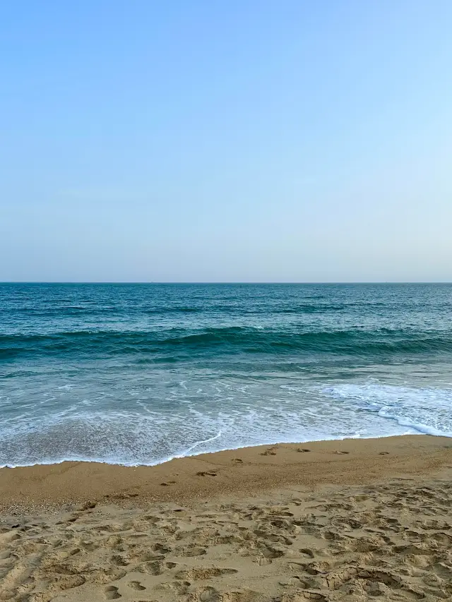 Wanning Shimei Bay | A lazy and romantic beach