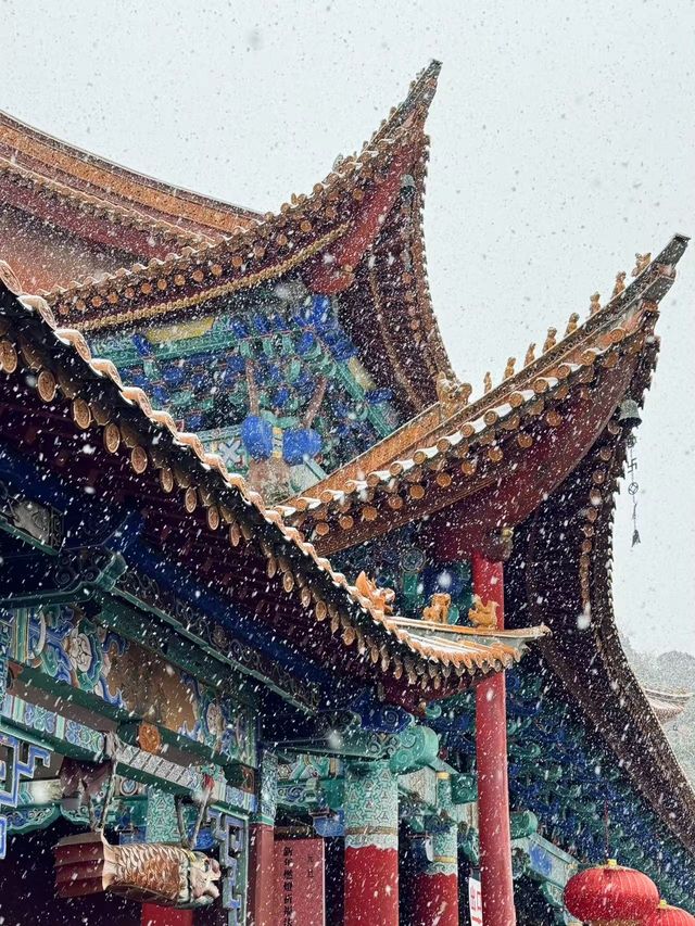 昆明限定雪景圓通禪寺