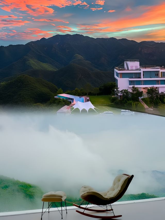 住進雲海裏！治癒系避世天堂