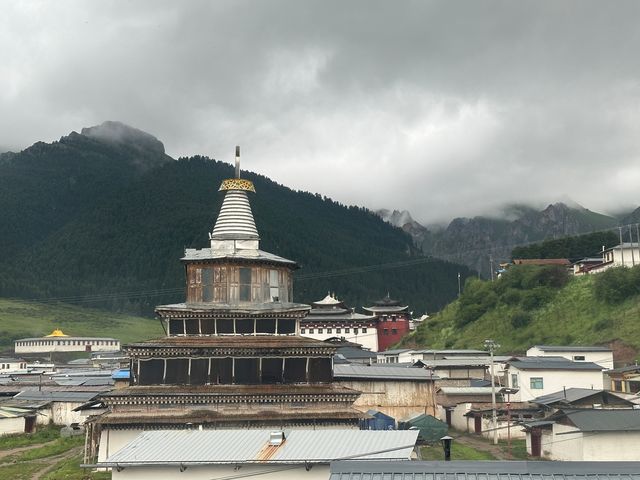 郎木寺,川甘交界的隱世聖域 郎木寺,川甘交界的隱世聖域