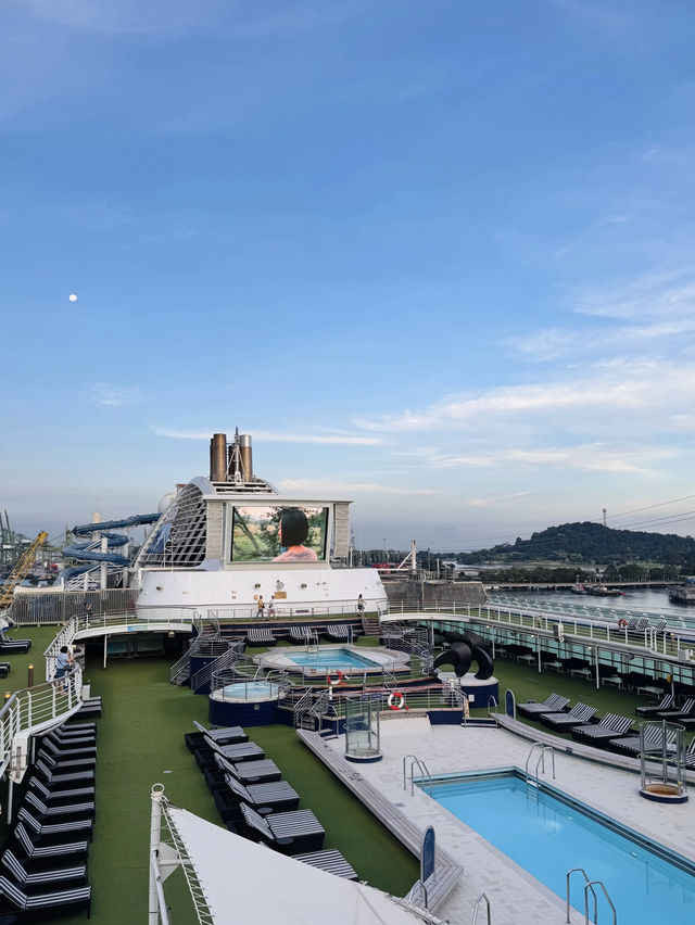 5D4N Star Voyager Cruise to 3 Countries!