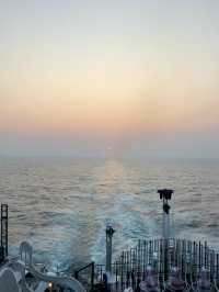 鼓浪嶼號郵輪遊｜像一場搖搖晃晃的夢🛳️✨