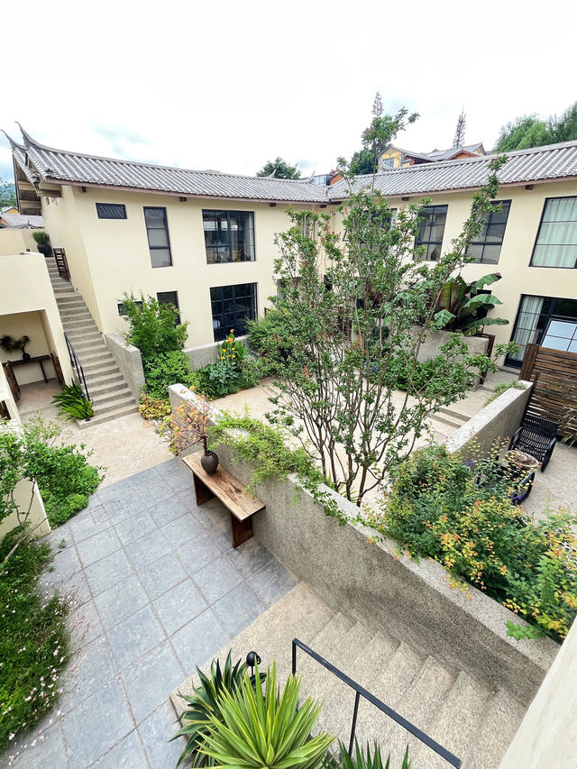 喺大理沙溪，我好似住咗入法式莊園