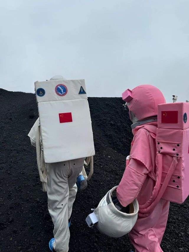 人均500三天兩晚暢玩火山草原沙漠