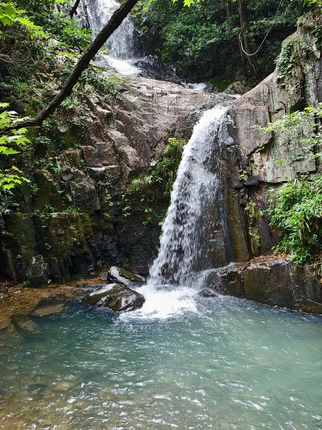 寧波秘境虹嶺古道·綠野仙蹤般的溯溪天堂
