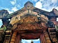 Banteay Srei: Cambodia's Exquisite Temple Masterpiece