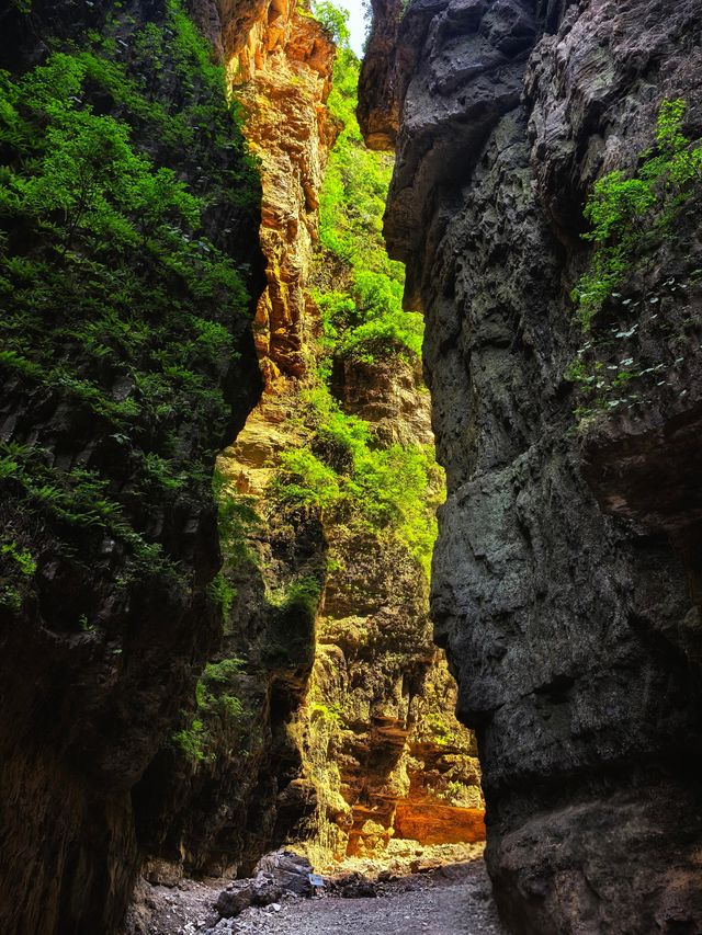 南石洋大峽谷旅遊攻略:京西地質奇觀徒步指南 南石洋大峽谷旅遊攻略:京西地質奇觀徒步指南
