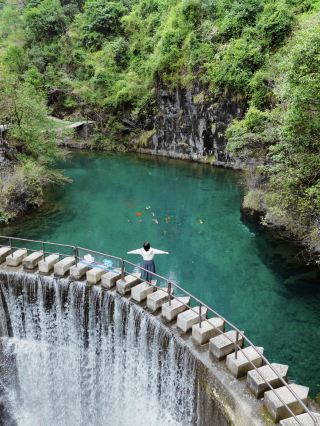 Tonglu adalah ladang energi hijau yang besar, seperti Jiuzhaigou di Hangzhou