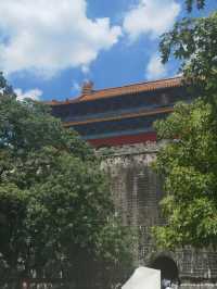 古雞鳴寺 - 江蘇省南京市玄武區雞鳴寺路1號，營業時間：7:00-17:30 夫子廟 - 江蘇省南京