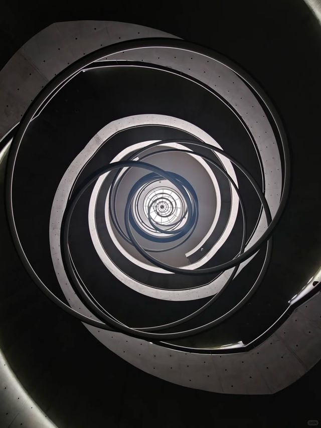 佛山順德和美術館 | 與藝術來場對話吧
