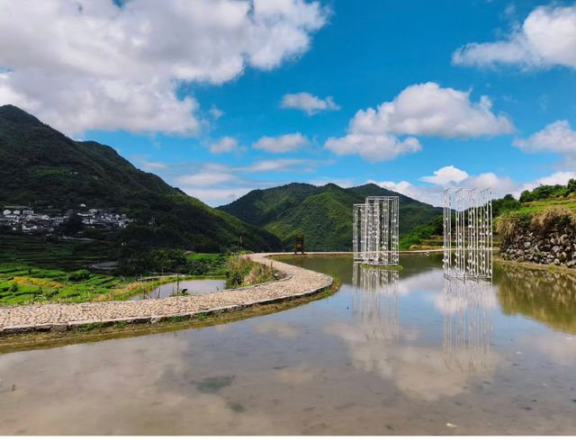 紹興｜與你共赴一場江南的詩意慢時光  漫步在紹興的青石板路上，彷彿穿越回了那個文人墨客輩出的年代