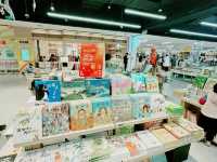 📚 深圳書城｜像百貨公司一樣的超大型書店！
