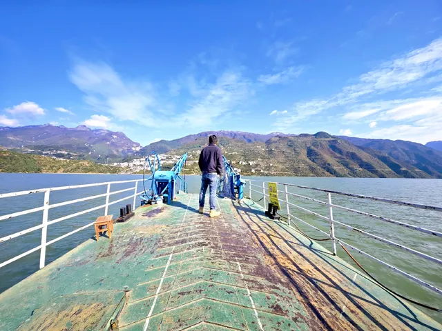 11月帶旅德小姐姐探遊g348動圖 11月帶旅德小姐姐探遊g348動圖