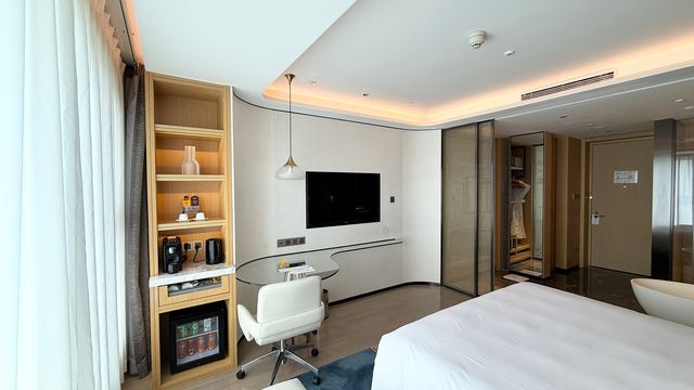 有朋自遠方來 朋友來找我西安玩 帶她住的是西安經開voco酒店 第一次接觸voco酒店 