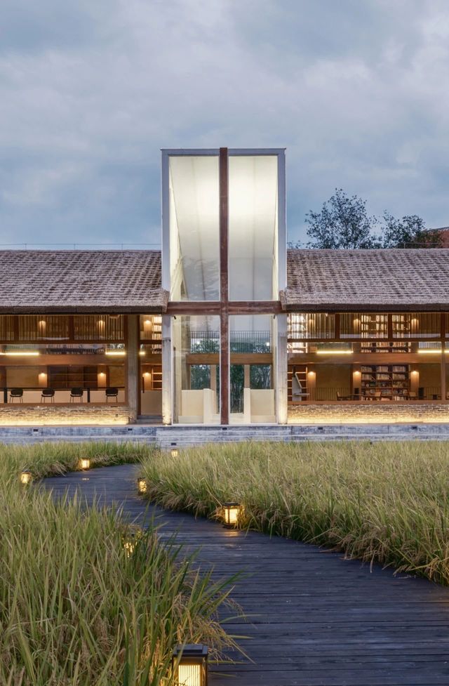 呢次清遠之旅真係太放鬆喇,尤其係入住嘅清遠三禾稻里溫泉度假村,簡直就係一個藏喺田園裡嘅寶藏酒店!周 呢次清遠之旅真係太放鬆喇,尤其係入住嘅清遠三禾稻里溫泉度假村,簡直就係一個藏喺田園裡嘅寶藏酒店!周