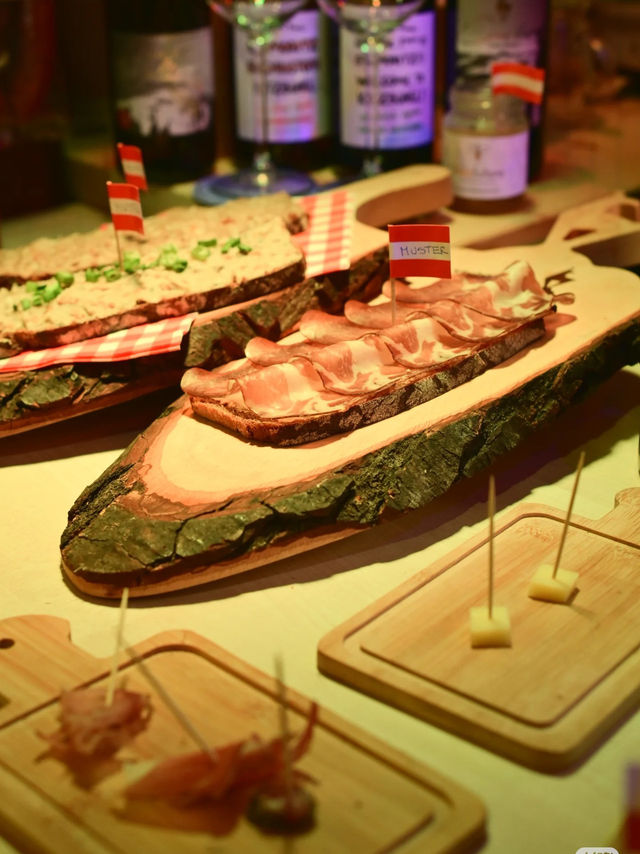 Cozy Vibes at Cologne Christmas Market 🇩🇪🎄✨ Cozy Vibes at Cologne Christmas Market 🇩🇪🎄✨