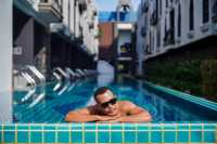 私享一池碧水,靜謐綠洲中甦醒