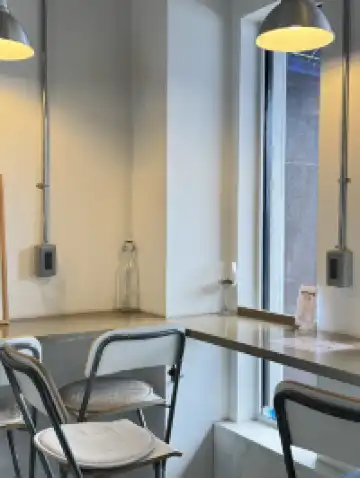 北海道可以一邊看海一邊看雪的咖啡店