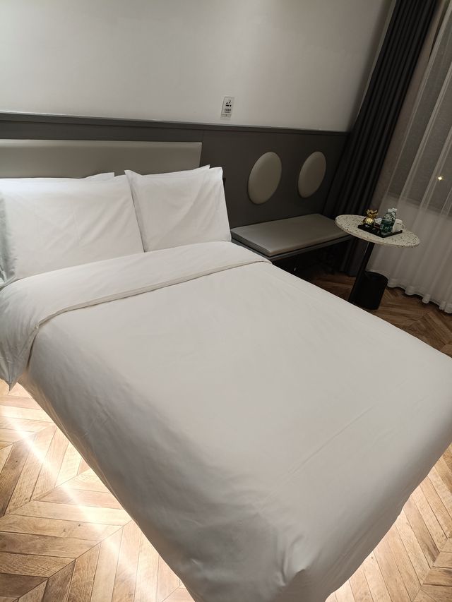 解鎖昆明極簡風酒店