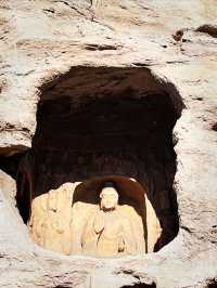 雲岡石窟北魏佛像 被認為是中國雕塑的藝術巔峰之作