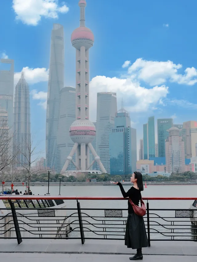上海冬天拍照都好看的地方北外灘citywalk 上海冬天拍照都好看的地方北外灘citywalk