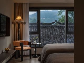Xijiang Diefei offers a relaxing view of the Miao village’s thousands of lights
