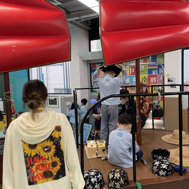 耀中幼教，親子教育0-8親子假期