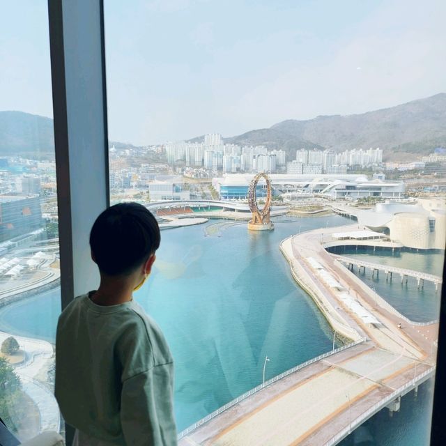 통창뷰로 여수밤바다를 볼수있는 베네치아 호텔