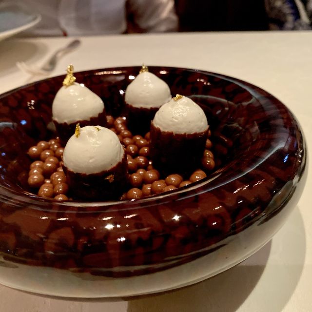 Worldwide best dining experience! 