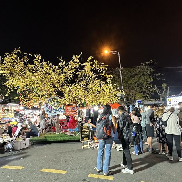 龍橋夜市夜遊打卡食宵夜