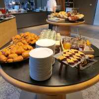 Steigenberger Hotel Munich with Nice Breakfast