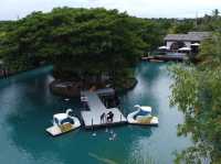 คาเฟ่นครปฐมบรรยากาศดี มีสระน้ำสีฟ้าขนาดใหญ่
