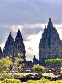 The Most Beautiful Hindu Temple In INA🛕🇮🇩