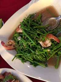 ร้านอาหารลุงนวย อาหารอร่อยบรรยากาศดี