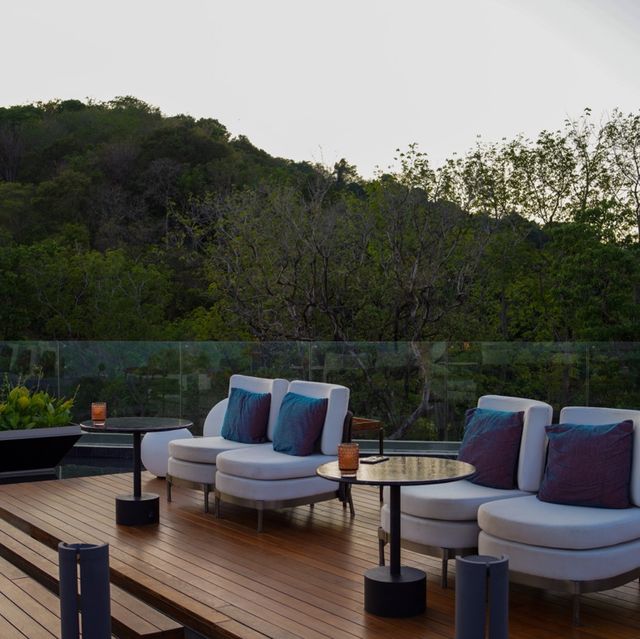 AKOYA star lounge ห้องอาหารวิวสวยอ่าวยน