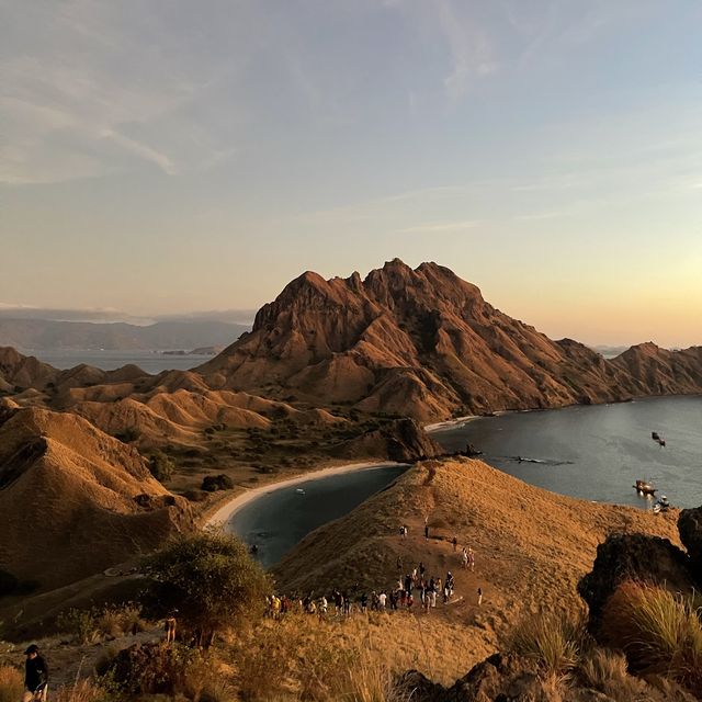 Sunrise in Pulau Padar