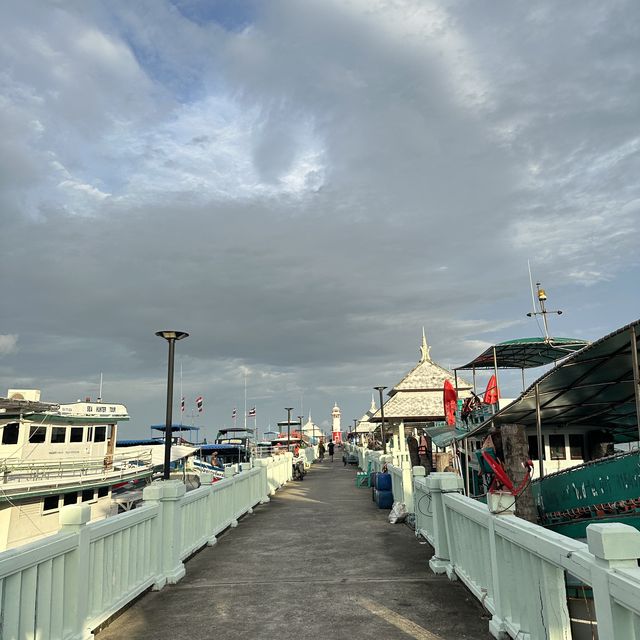 หมู่บ้านประมง บางเบ้า