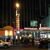 NEW YORK　RADIO CITY MUSIC HALL  RESTAURANT JUNIOR'S