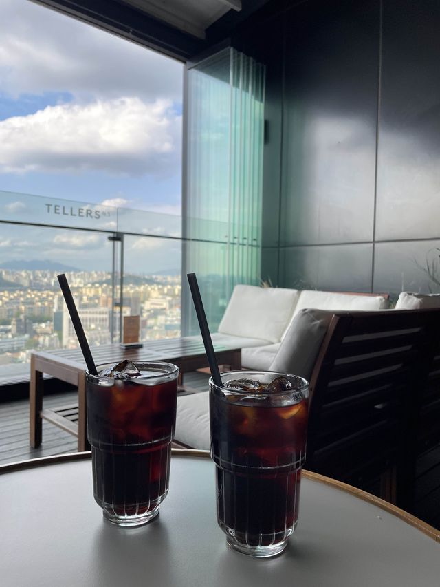 분위기와 뷰 모두 잡은 강남 루프탑바🍸