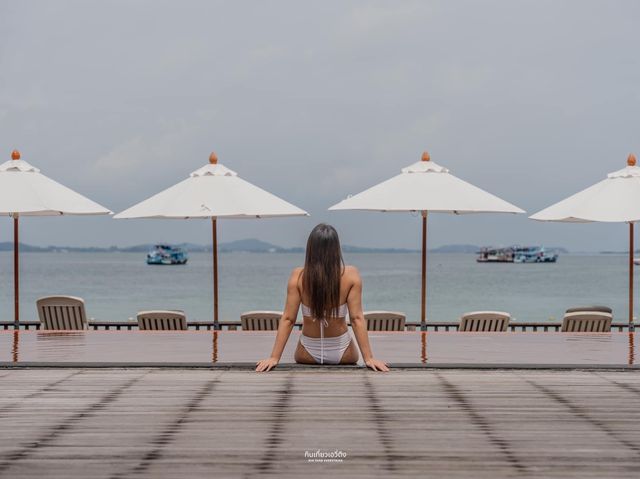 ที่พักยอดฮิตบนเกาะเสม็ดติดทะเล น้ำใสเวอร์🏝️