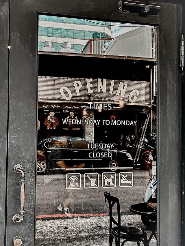 台灣高雄輕奢風Dmore Coffee 達墨爾咖啡店☕️