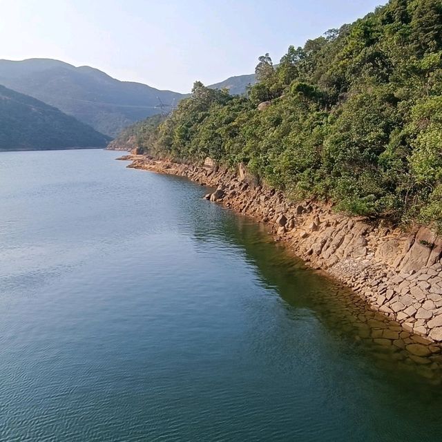 從鰂魚涌步行至大潭家樂徑途經小馬山
