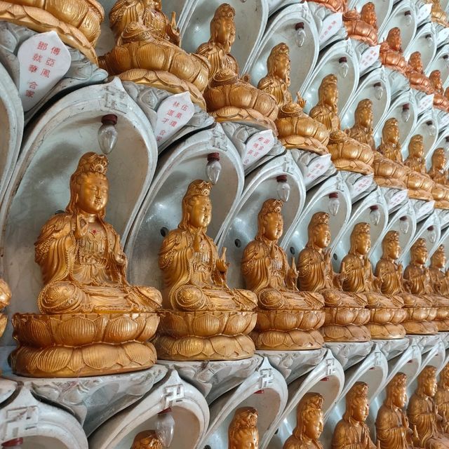 วัดเก็กลกซี (Kek Lok Si

)